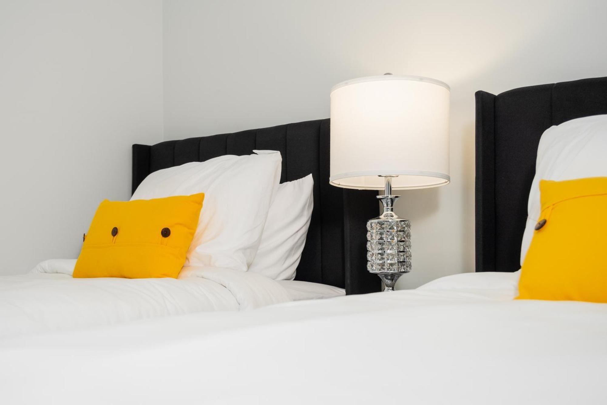 Downtown Center Silverstone Tower I And II Long-Term Booking Only Your Second Home In Ванкувер Экстерьер фото
