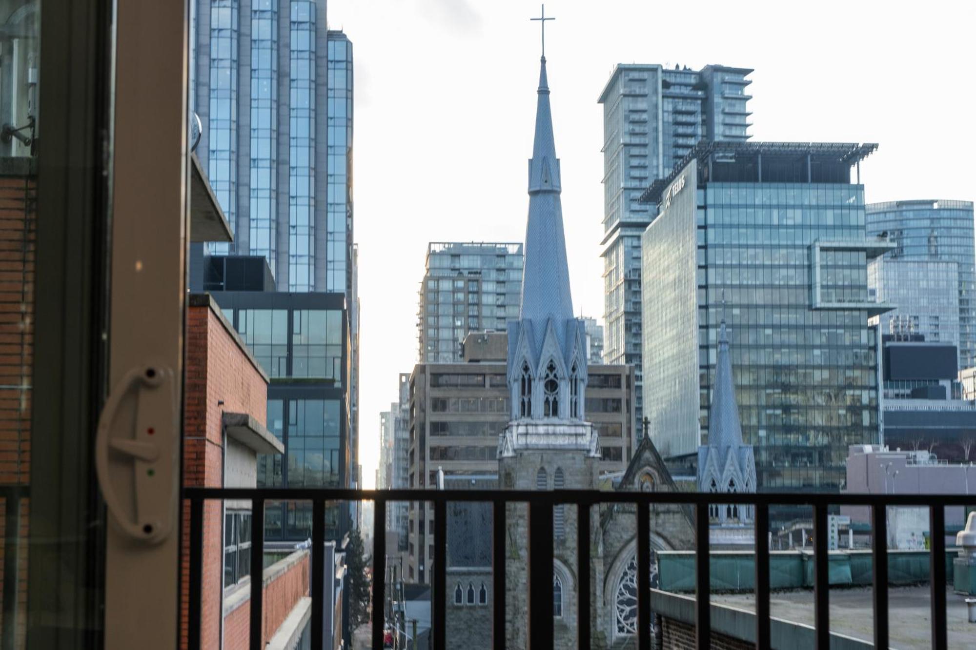Downtown Center Silverstone Tower I And II Long-Term Booking Only Your Second Home In Ванкувер Экстерьер фото